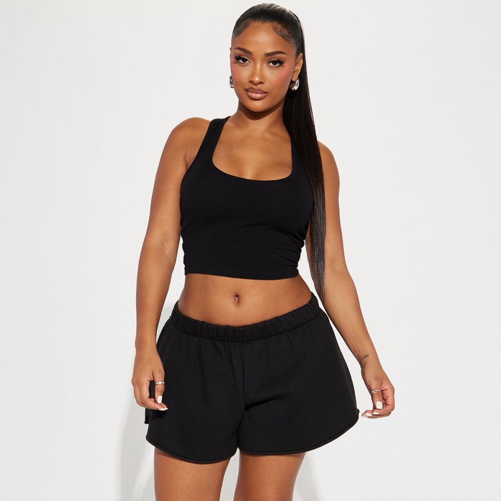 3/25Fashion Nova Black shorts
